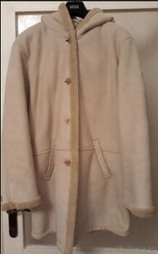 Biely kozustek Teddy velkost 42