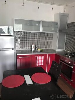 4I BYT, BA----PETRŽALKA, HÁLOVÁ UL.