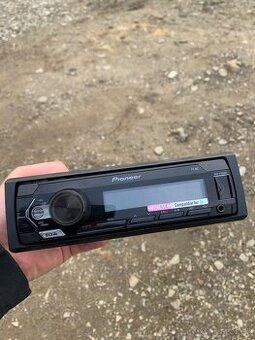 Predám autorádio Pioneer MVH-S120UBG