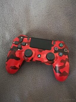 PS4 ovládač - červený maskáč