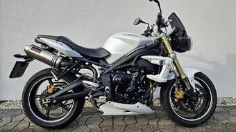 Triumph Street Triple 675