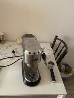 Delonghi Dedica EC 685.M