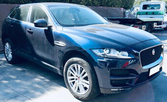 Jaguar F-Pace 2.0D , havarované