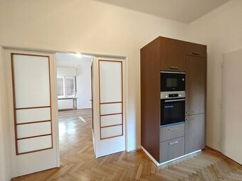 4 izb. byt v dome na prenájom ne/zariadený,KE centrum