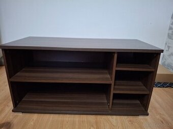 Skrinka pod tv