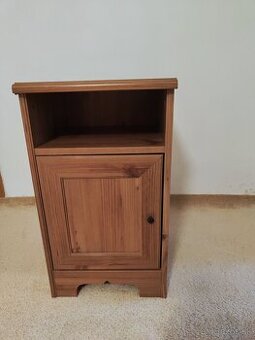 Predám nočný stolík