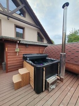 Hranatá akrylátová vírivka ECO Mini