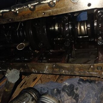 Blok motora zetor 6701