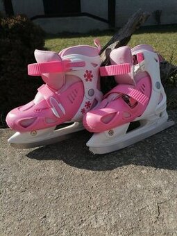 DVOJE dievčenské korčule 32-35 a 34-37