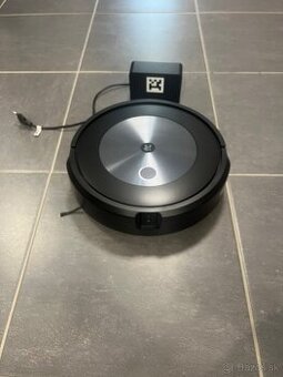 Roomba j7