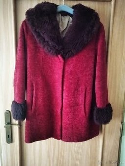 Dámsky krátky kabát