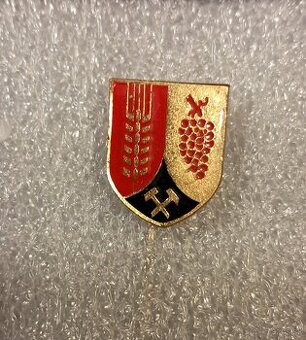 Odznak starý erb mesta Veľký Krtíš