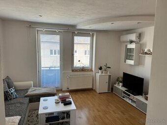 2- izbový byt s balkónom vo Vrútkach - 1