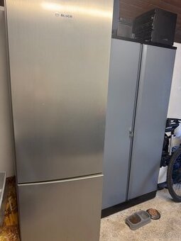 Predám chladničku s mrazničkou Bosch