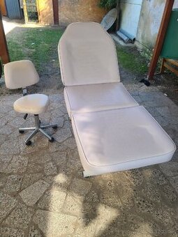 Polohovateľné lehátko ..