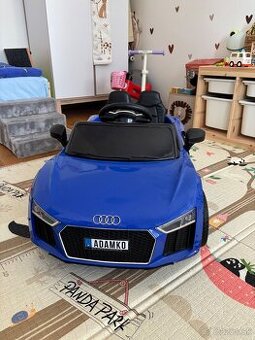 Elektrické športové auto AUDI