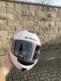 Prilba na motorku LS2