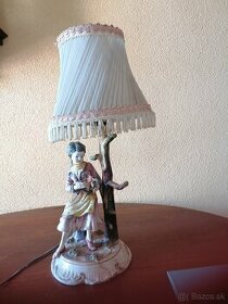 Porcelánová lampa