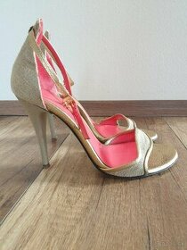 Zlaté kožené sandále - veľkosť 36