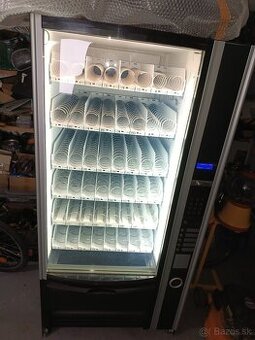 Snack automat Necta Sfera/aj prenájom