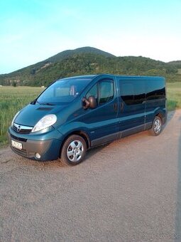 Predam Opel Vivaro long
