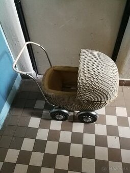 Retro kočík pre bábuky