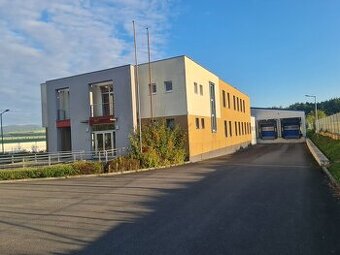 PRENÁJOM: ADMINISTRATÍVNY A SKLADOVÝ KOMPLEX V PRIEVIDZI