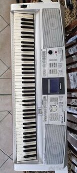 Yamaha DGX-305 - 1