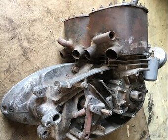Motor jawa 250 pérák dvouválec na preteky J. Lakatoše