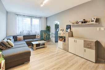 Predaj veľký 3 izbový byt, kompletná rek., balkón, 85m2