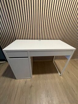 MICKE stôl biely, IKEA 105x50cm