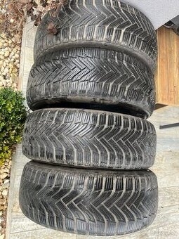 Michelin zimne pneu 205/55 R16