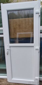 Predám použite dvere 100x210 , 100x220 ,115 x 213 - 1