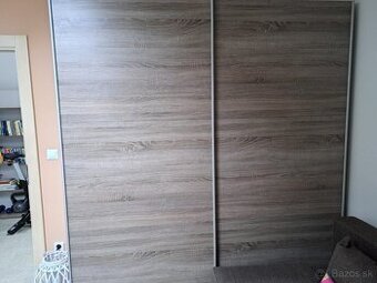 Predám skriňu