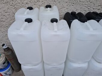 Predám bandaky 20l a 25l