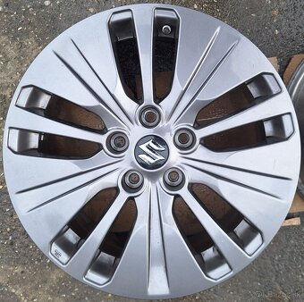 alu kolesá SUZUKI R17