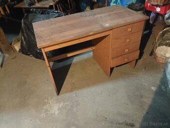 Predám stolík – stav viď foto