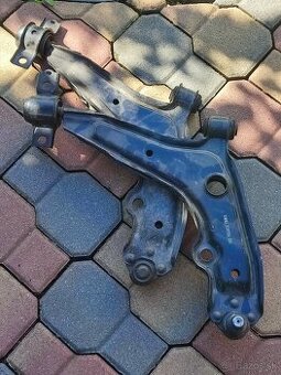 Škoda felicia-predné ramena