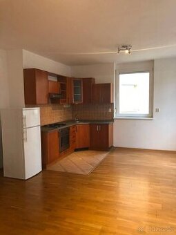 Realitný kancelária REALADR s.r.o.