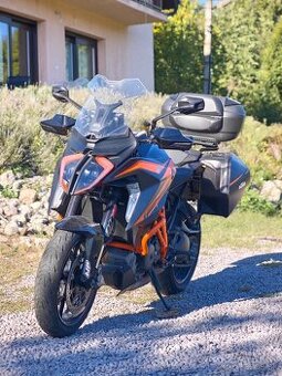 KTM 1290 Super Duke GT