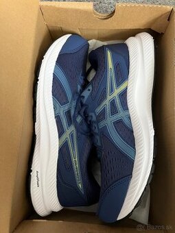 Športová obuv Asics (tenisky) veľkosť 42