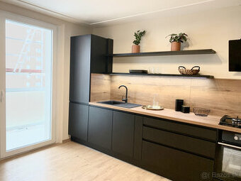 IBA U NÁS Na predaj štýlový 2i byt po veľkej rekonš.56m2