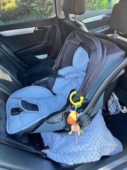 Kiddy evoluna i size 2 vajicko autosedacka a zakladna isofix