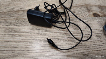 Nabijacka sony ericsson cst60 original