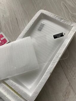Ochranné sklá iPhone 15 Pro