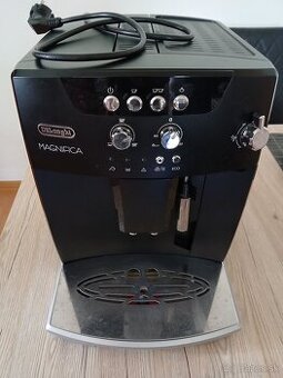 Automaticky kavovar