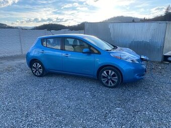 Nissan leaf 2011
