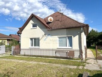 PREDAJ zrekonštr. 4 izb DOM s pozem. 850m2 Pažiť