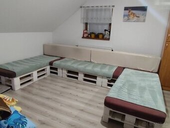 Paletové sedenie