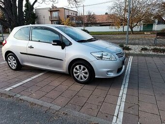 Toyota Auris 1,33 Benzín- 67490 km.